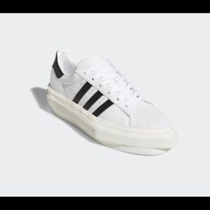 Beyoncé Superstar Platform shoes